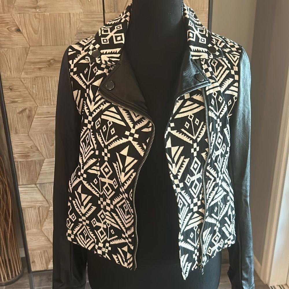 Blu Pepper Womens Moto Jacket Small Black White Aztec Print Bohochic - Picture 6 of 9